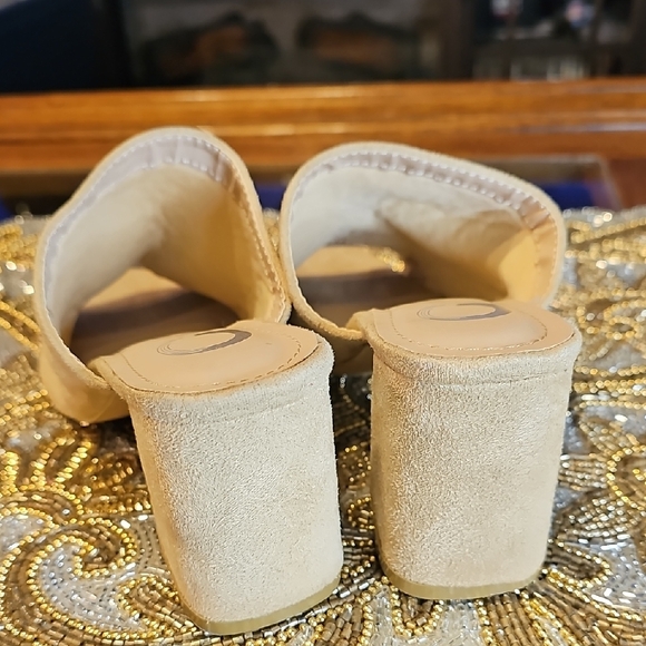 Journee Collection Tan Suede Mules - Picture 6 of 8